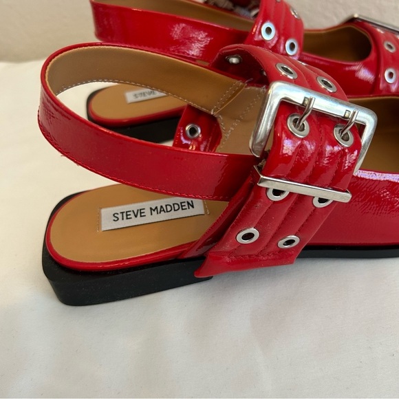 NEW, Steve Madden Graya Red Patent Leather Buckle Slingback Flats, Size 11 - Picture 7 of 10